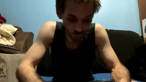 Snapshot of jonibaby846063 chatting on January 7, 3:33 pm jonibaby846063 online show from January 7, 3:33 pm