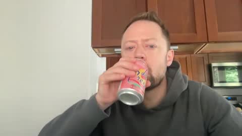 Snapshot of joninsky7777 chatting on September 16, 7:04 pm joninsky7777 online show from September 16, 7:04 pm