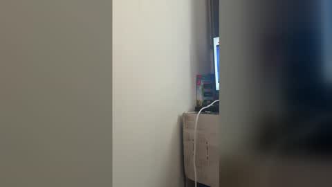 jonlis01 online show from February 27, 7:03 pm