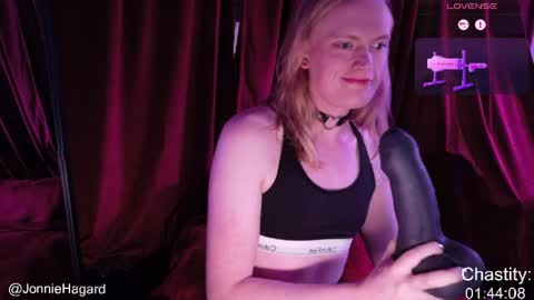 Snapshot of jonniehagard chatting on May 29, 3:48 am Jonnie Hagard online show from May 29, 3:48 am