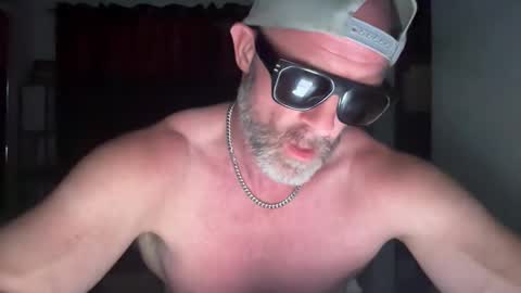 Snapshot of jonnycockfill chatting on May 23, 10:14 pm Jonny Cockfill online show from May 23, 10:14 pm