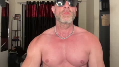 Snapshot of jonnycockfill chatting on June 20, 10:34 pm Jonny Cockfill online show from June 20, 10:34 pm