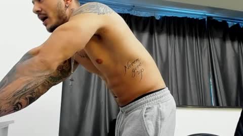 Snapshot of jonnyporn1 chatting on January 6, 1:41 pm jonnyporn1 online show from January 6, 1:41 pm