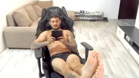 Snapshot of jonnyporn1 chatting on September 10, 9:59 pm jonnyporn1 online show from September 10, 9:59 pm