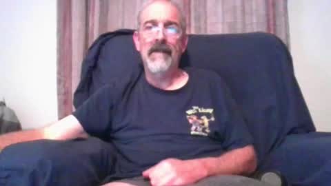 Snapshot of jony_five chatting on December 14, 7:46 pm Jon online show from December 14, 7:46 pm