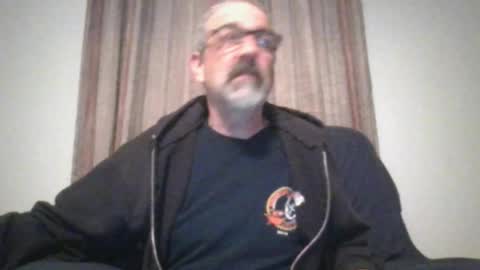 Snapshot of jony_five chatting on January 19, 4:22 am Jon online show from January 19, 4:22 am