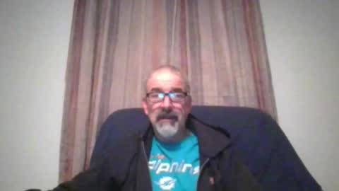 Snapshot of jony_five chatting on January 24, 2:18 am Jon online show from January 24, 2:18 am