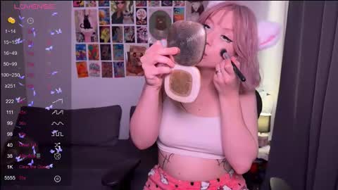 Snapshot of jooycetreier chatting on September 12, 8:58 am Joyce online show from September 12, 8:58 am