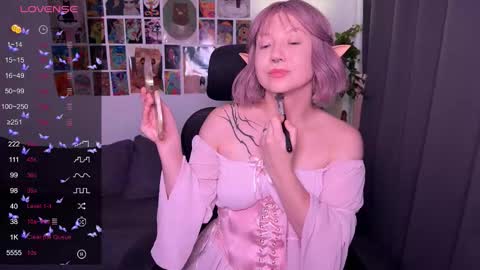 Snapshot of jooycetreier chatting on September 29, 7:57 am Joyce online show from September 29, 7:57 am