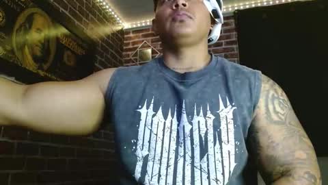 Snapshot of jordan_bigcock24 chatting on February 3, 6:40 am Jordan online show from February 3, 6:40 am