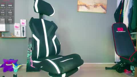 JordanRossie online show from March 5, 12:45 pm