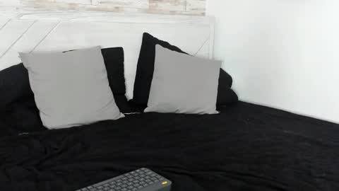 Snapshot of jordi_cooper chatting on February 21, 5:19 am Jordi online show from February 21, 5:19 am