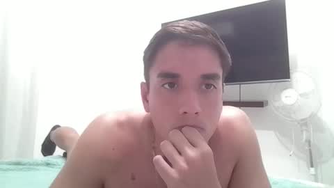 Snapshot of jorge124345 chatting on March 10, 11:10 pm Babyface online show from March 10, 11:10 pm