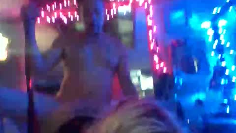 Snapshot of josavaho235836 chatting on November 7, 9:09 am Joey Amy online show from November 7, 9:09 am