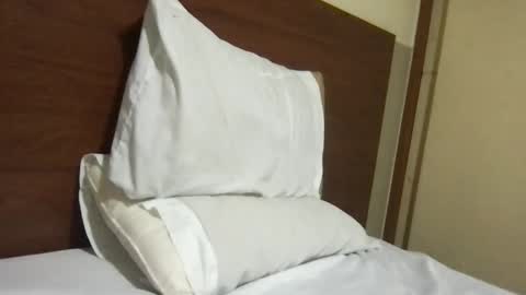 jose1234563 online show from April 29, 2:37 am