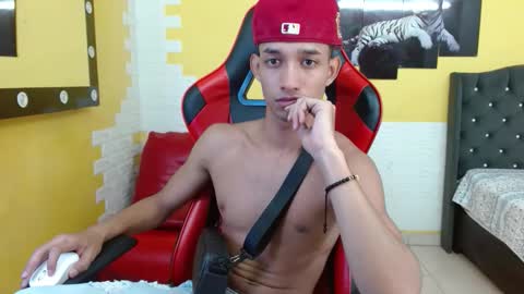 jose_sexycumm online show from September 30, 7:19 pm