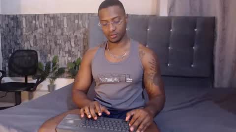 Snapshot of joseephjackson chatting on June 18, 4:44 pm Jackson online show from June 18, 4:44 pm