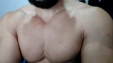 Snapshot of josefit06 chatting on January 19, 4:22 pm josefit06 online show from January 19, 4:22 pm