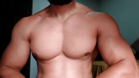 Snapshot of josefit06 chatting on May 24, 9:31 pm josefit06 online show from May 24, 9:31 pm