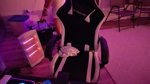 Josef online show from March 24, 4:39 am