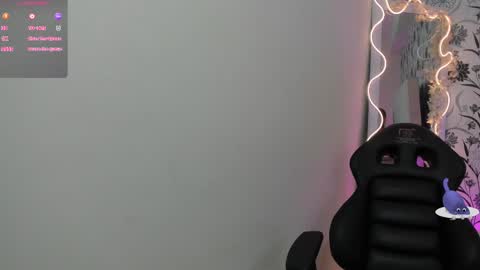 Joselyn  online show from March 6, 12:01 pm