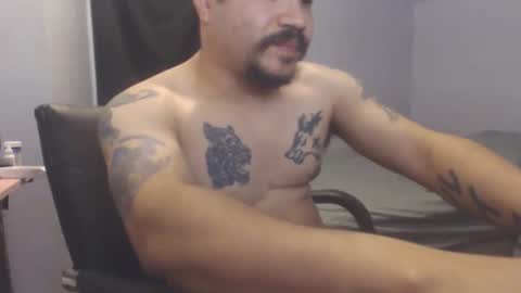 Snapshot of josemek chatting on February 11, 1:10 am Josemek online show from February 11, 1:10 am