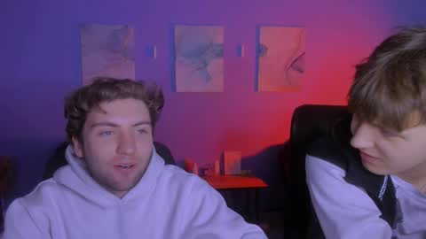 joseph_bear_ online show from February 26, 9:41 am