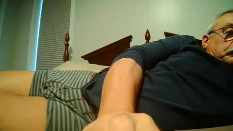 Snapshot of josephgr2021 chatting on April 5, 7:55 pm josephgr2021 online show from April 5, 7:55 pm