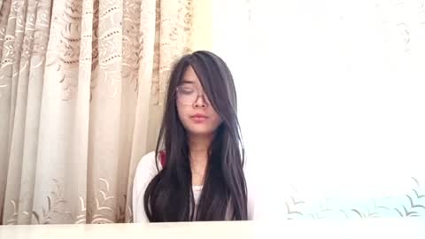 Snapshot of josephinepantle chatting on May 14, 10:44 am Kama online show from May 14, 10:44 am
