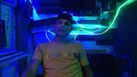 Snapshot of josephrivietti777 chatting on October 3, 11:35 pm Joseph rivietti online show from October 3, 11:35 pm