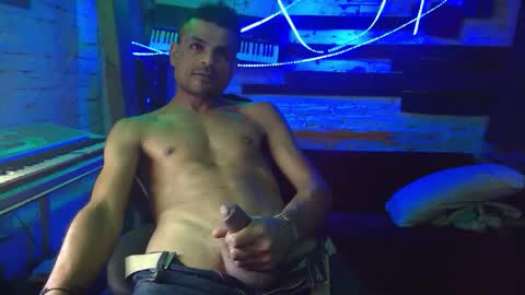 Snapshot of josephrivietti777 chatting on October 15, 9:59 pm Joseph rivietti online show from October 15, 9:59 pm