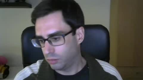 Snapshot of josevd chatting on December 10, 4:17 pm Jose online show from December 10, 4:17 pm