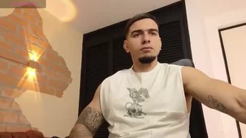 Snapshot of josh_miller01 chatting on July 14, 1:50 pm josh_miller01 online show from July 14, 1:50 pm