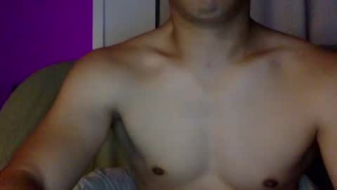 Snapshot of joshasian0713 chatting on April 23, 1:02 pm joshasian0713 online show from April 23, 1:02 pm