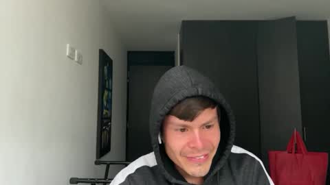 Nicolas online show from February 17, 10:14 pm