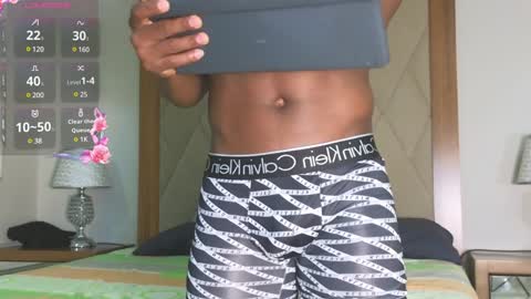 Snapshot of joshloganx chatting on December 20, 8:55 pm joshloganx online show from December 20, 8:55 pm