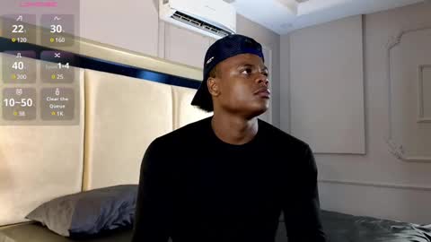 Snapshot of joshloganx chatting on January 16, 8:14 pm joshloganx online show from January 16, 8:14 pm