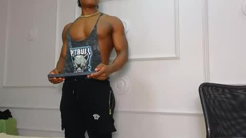 Snapshot of joshloganx chatting on January 27, 11:33 pm joshloganx online show from January 27, 11:33 pm