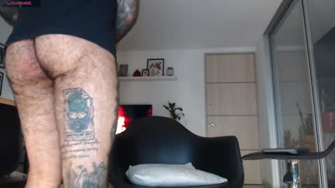 Snapshot of joshreps chatting on January 18, 4:15 am Josh -----   online show from January 18, 4:15 am