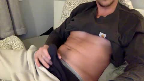 Snapshot of joshsharp1111 chatting on January 28, 12:36 am joshsharp1111 online show from January 28, 12:36 am