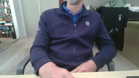 joshua154197 online show from April 28, 12:10 pm