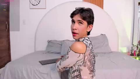 Joshua Sanz  online show from March 17, 4:17 am