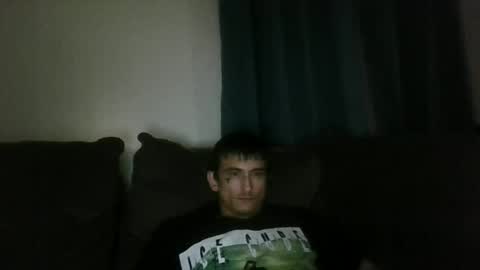 Snapshot of joshuamadeit123 chatting on July 6, 4:53 am joshuamadeit123 online show from July 6, 4:53 am