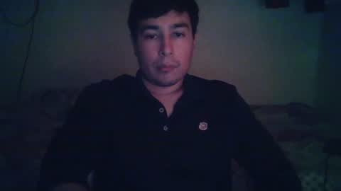 Snapshot of josq121 chatting on July 4, 6:52 am josq121 online show from July 4, 6:52 am