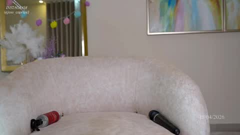 Snapshot of joss_caprice chatting on April 18, 7:58 pm Joss online show from April 18, 7:58 pm