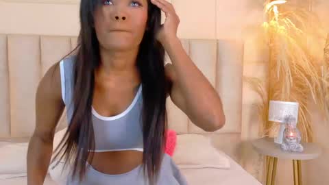 Snapshot of josselynbrown chatting on May 3, 1:06 pm Joss online show from May 3, 1:06 pm