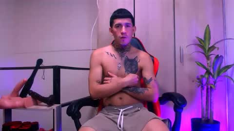 Snapshot of josue_linares chatting on May 27, 9:17 am josue_linares online show from May 27, 9:17 am