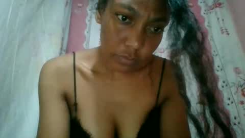 Snapshot of josy918592 chatting on May 28, 7:55 pm josy918592 online show from May 28, 7:55 pm