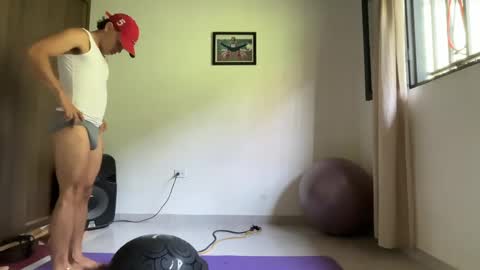 Im Jouliano online show from May 23, 3:27 pm
