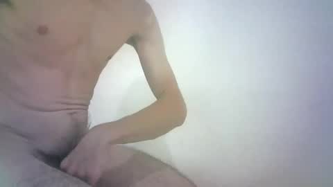 Snapshot of jovemrapaz2 chatting on April 6, 10:22 pm jovemrapaz2 online show from April 6, 10:22 pm